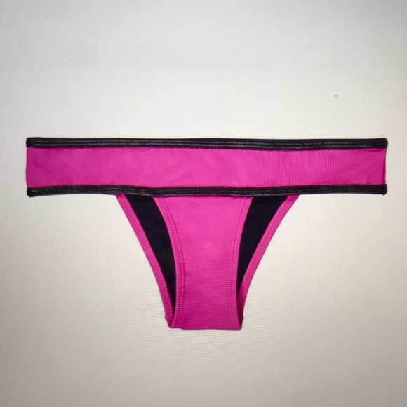 Pilyq Other - PilyQ Color Block Teeny Bottom NWOT Large